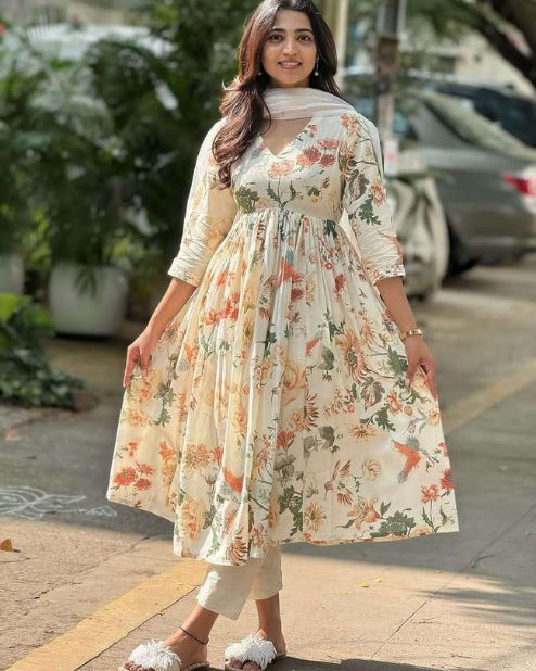 White Anarkali Kurti & Kurta Sanganeri Print Set