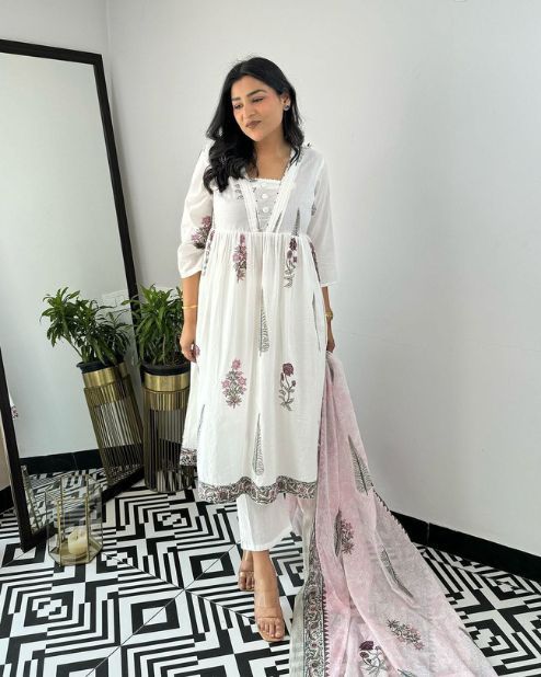 White Floral Print Kurti Set